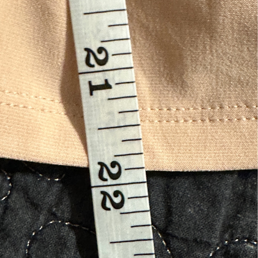 NWT Express blouse. - Picture 6 of 8